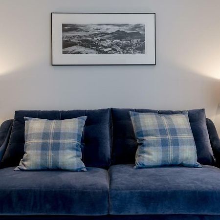 Destiny Scotland - Royal Mile Residence Единбург Екстериор снимка