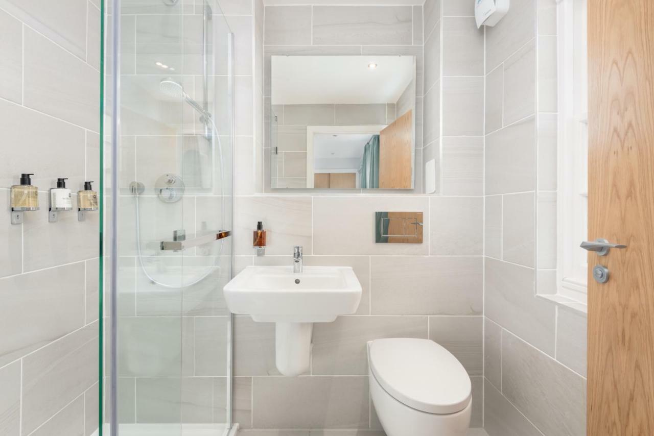 Destiny Scotland - Royal Mile Residence Единбург Екстериор снимка