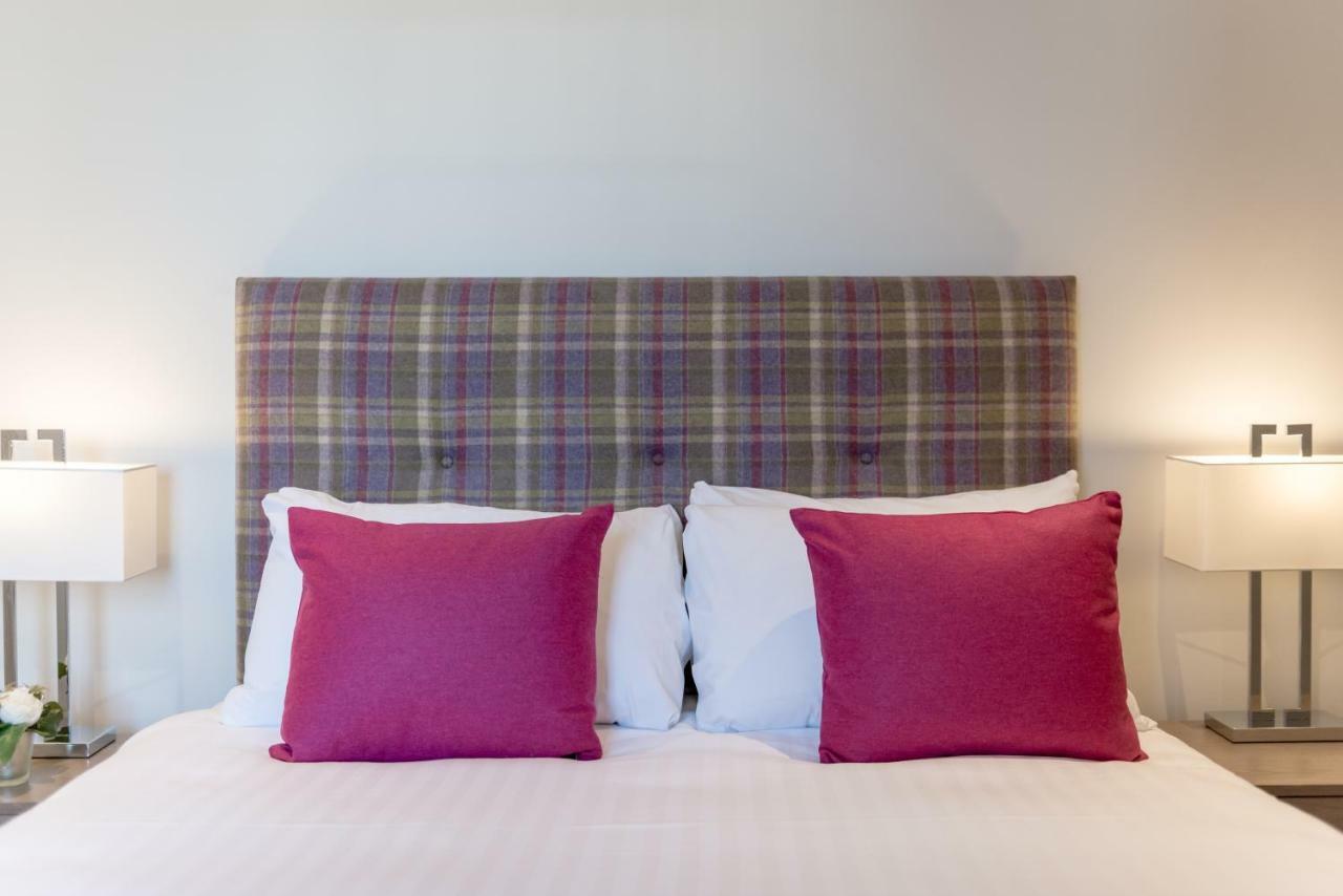Destiny Scotland - Royal Mile Residence Единбург Екстериор снимка