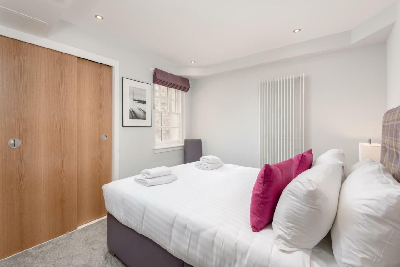 Destiny Scotland - Royal Mile Residence Единбург Екстериор снимка